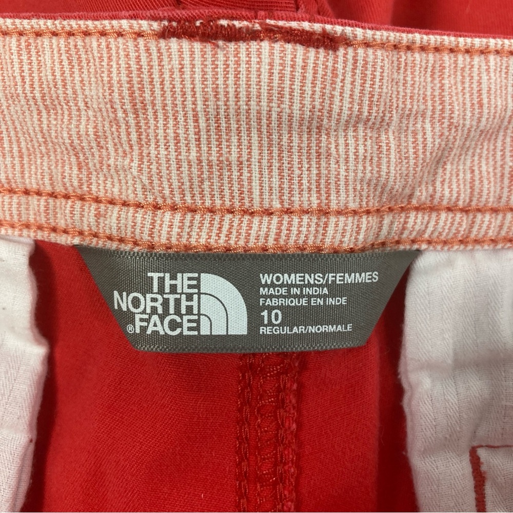 The North Face Shorts Women 10 Bermuda Flat Front Red Casual Vacation - Picture 4 of 15